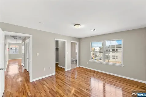 128-132 Leslie Street Newark NJ 07112