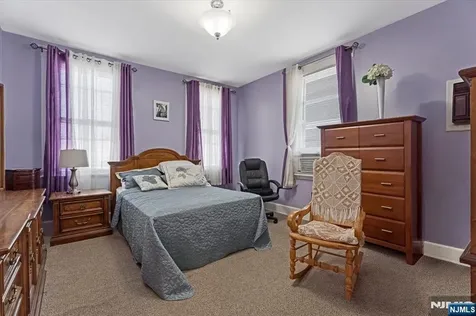 652 1st Avenue Elizabeth NJ 07206