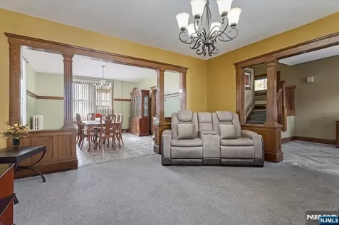 652 1st Avenue Elizabeth NJ 07206