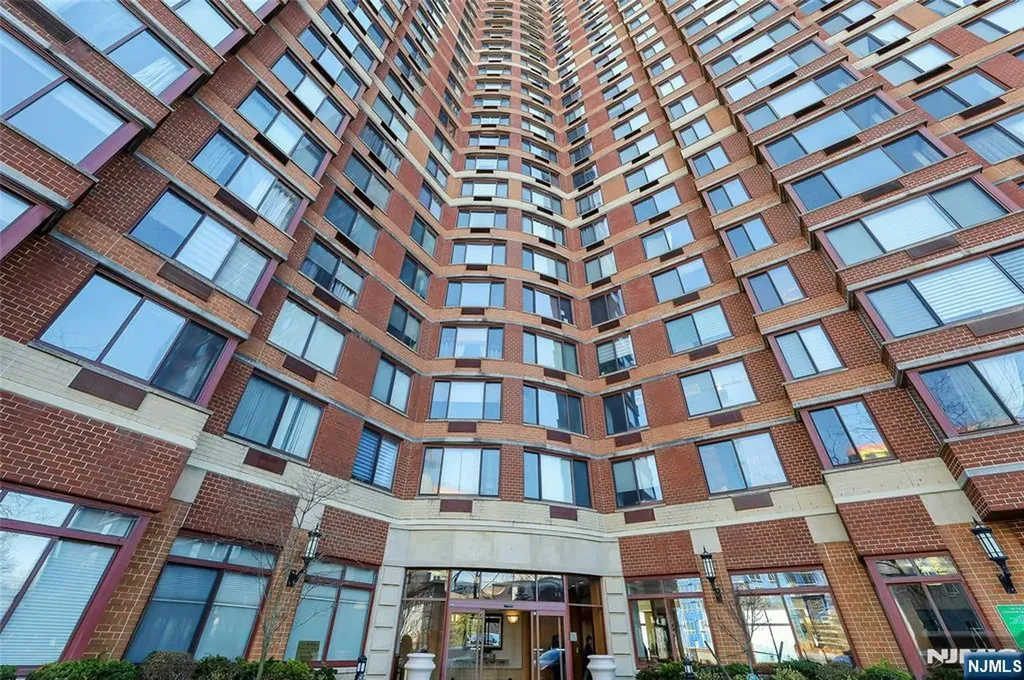 100 Old Palisade Road Fort Lee NJ 07024