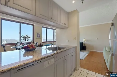 100 Old Palisade Road Fort Lee NJ 07024