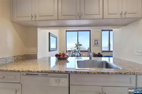 100 Old Palisade Road Fort Lee NJ 07024