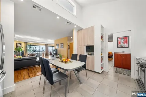 300 Gorge Road Cliffside Park NJ 07010