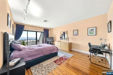 300 Gorge Road Cliffside Park NJ 07010