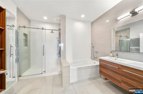 300 Gorge Road Cliffside Park NJ 07010