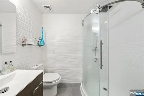 300 Gorge Road Cliffside Park NJ 07010