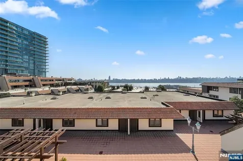 300 Gorge Road Cliffside Park NJ 07010