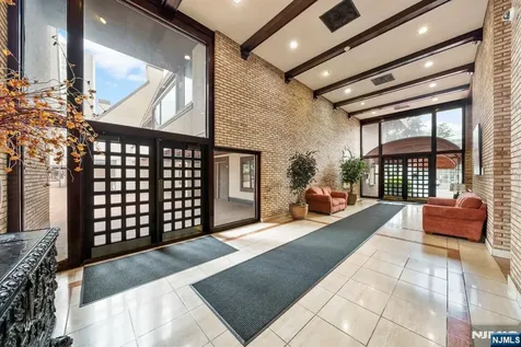 300 Gorge Road Cliffside Park NJ 07010