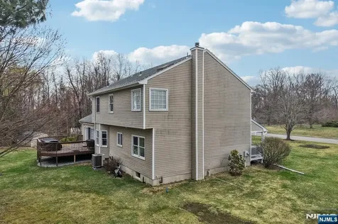 23 Northfield Drive Sussex NJ 07461