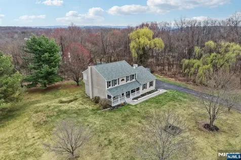 23 Northfield Drive Sussex NJ 07461