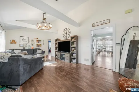 15 Margaret Drive Montville Township NJ 07058