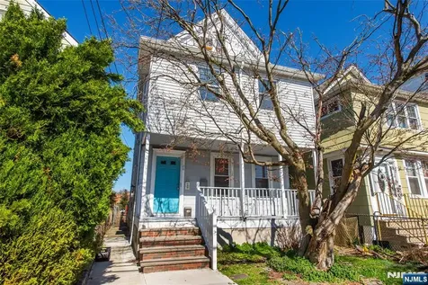24 Pleasant Avenue Clifton NJ 07013