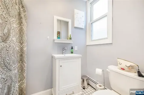 24 Pleasant Avenue Clifton NJ 07013