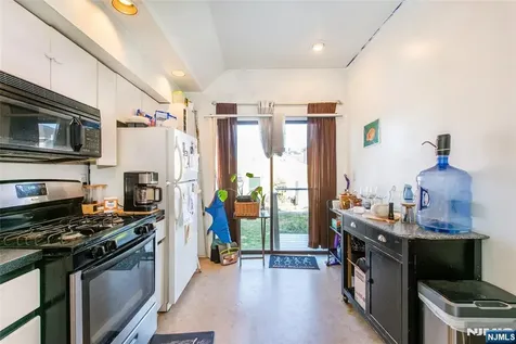 24 Pleasant Avenue Clifton NJ 07013