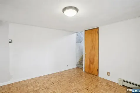 17 Emma Place Clifton NJ 07013