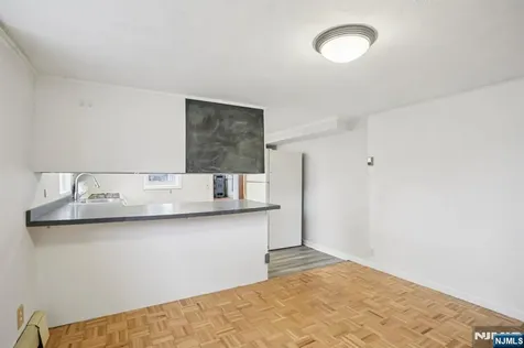 17 Emma Place Clifton NJ 07013