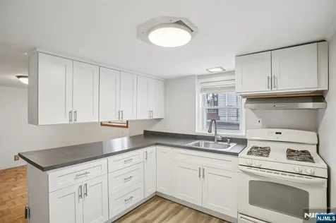 17 Emma Place Clifton NJ 07013