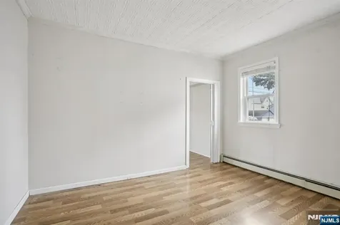 17 Emma Place Clifton NJ 07013