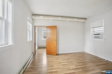 17 Emma Place Clifton NJ 07013