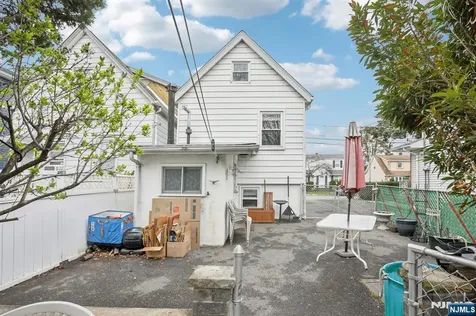 17 Emma Place Clifton NJ 07013