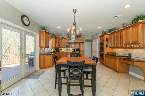 36 Roaring Brook Way West Milford NJ 07480