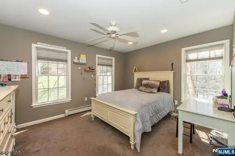 36 Roaring Brook Way West Milford NJ 07480