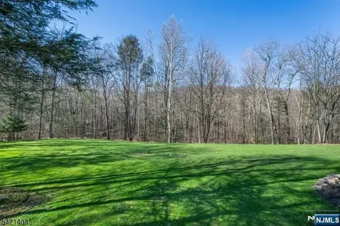 36 Roaring Brook Way West Milford NJ 07480