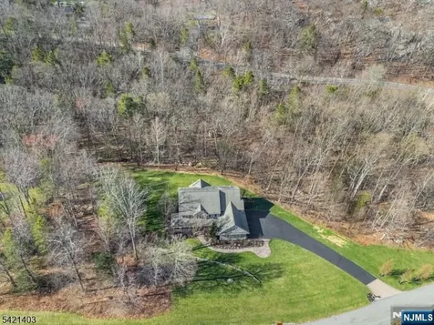 36 Roaring Brook Way West Milford NJ 07480