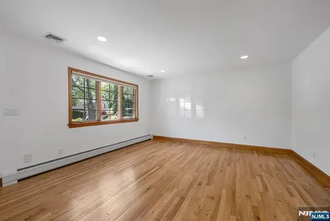 309 South Drive Paramus NJ 07652