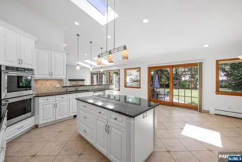 309 South Drive Paramus NJ 07652