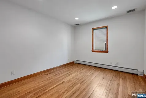 309 South Drive Paramus NJ 07652