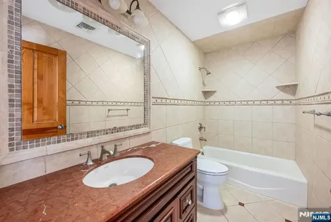 309 South Drive Paramus NJ 07652