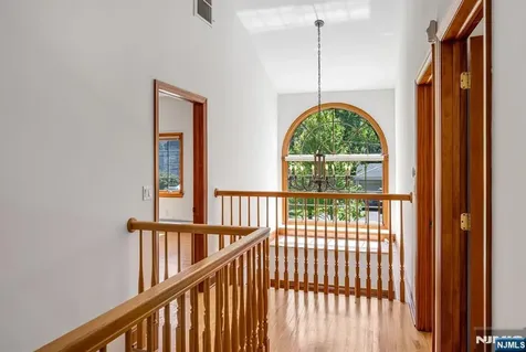 309 South Drive Paramus NJ 07652