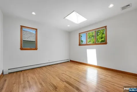 309 South Drive Paramus NJ 07652
