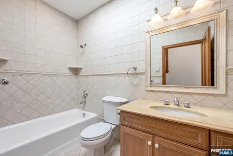 309 South Drive Paramus NJ 07652