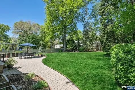 309 South Drive Paramus NJ 07652