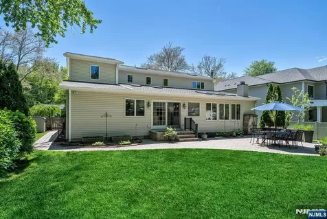 309 South Drive Paramus NJ 07652
