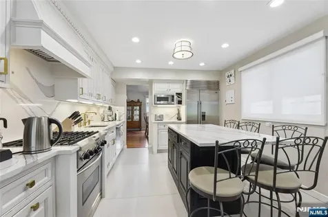 160 Magnolia Avenue Tenafly NJ 07670