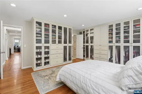 160 Magnolia Avenue Tenafly NJ 07670