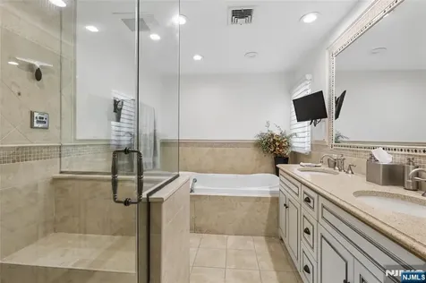 160 Magnolia Avenue Tenafly NJ 07670