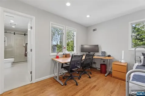 160 Magnolia Avenue Tenafly NJ 07670