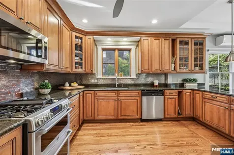 130 N Maple Avenue Ridgewood NJ 07450