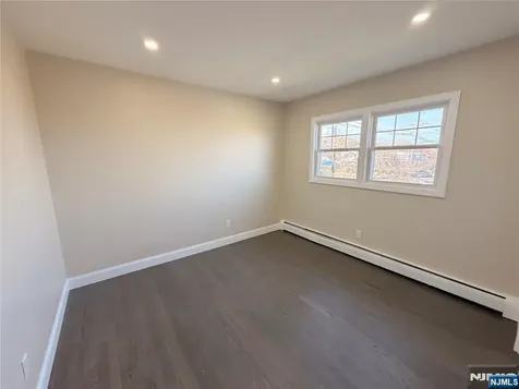 356 Westminster Lodi NJ 07644