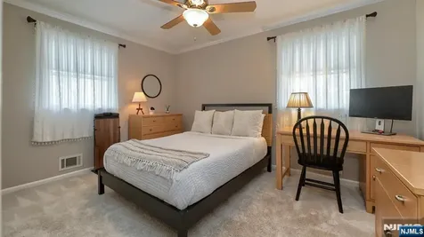 23 Erli Street Wayne NJ 07470