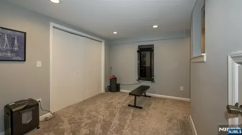 23 Erli Street Wayne NJ 07470