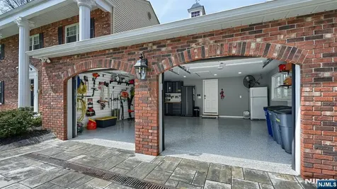 23 Erli Street Wayne NJ 07470