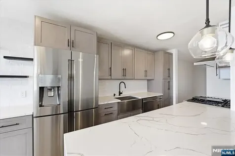 6600 Boulevard East West New York NJ 07093