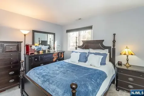 2 Falkenstein Drive Vernon NJ 07462