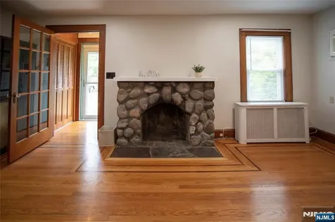 31 Spring Valley Avenue Paramus NJ 07652