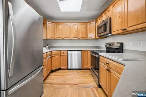 10 Laurel Trail Kinnelon Borough NJ 07405